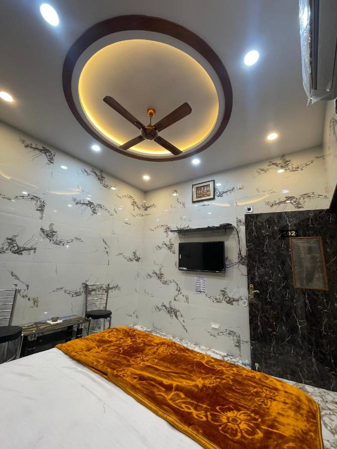 Kashi Dham Home Stay Varanasi Exterior foto